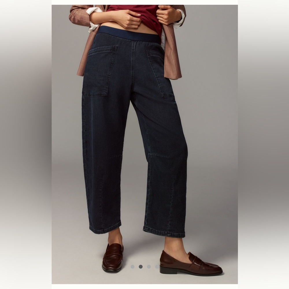 NWT Pilcro Anthropologie Mid-Rise Pull-On Barrel Style Denim Knit Dark Jeans